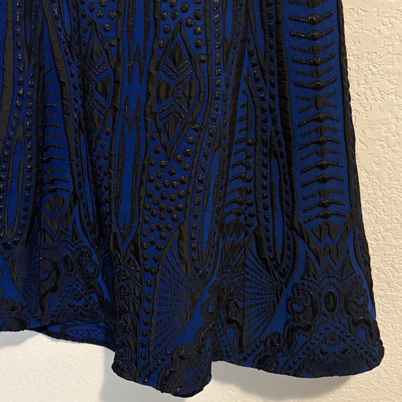BCBGMaxAzria Royal Blue Baroque textured Mini Dress 0 - Picture 5 of 8